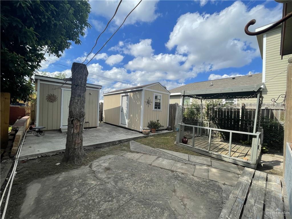 Photo 10 of 207 Clark Avenue