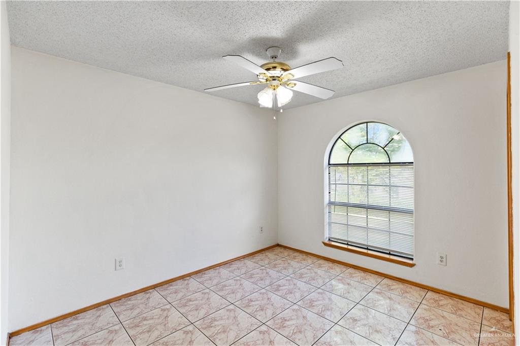 Photo 9 of 1303 Camelia Avenue