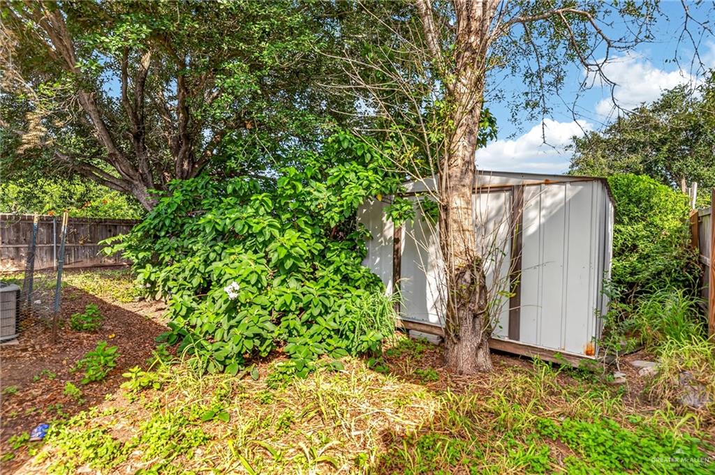 Photo 13 of 9109 37th Lane