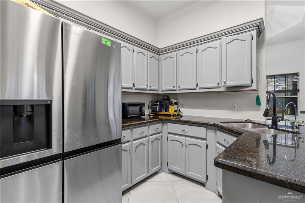 Photo 8 of 3512 Warbler Avenue