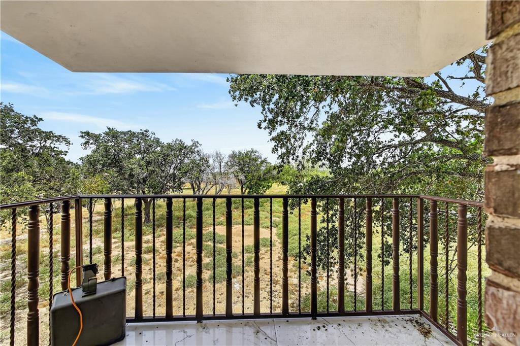 Photo 17 of 8511 Bentsen Palm Drive