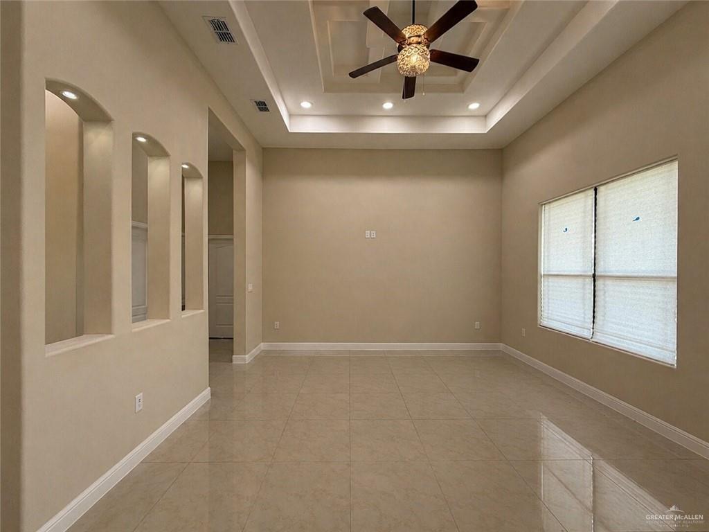 Photo 3 of 1621 Agualeguas Street