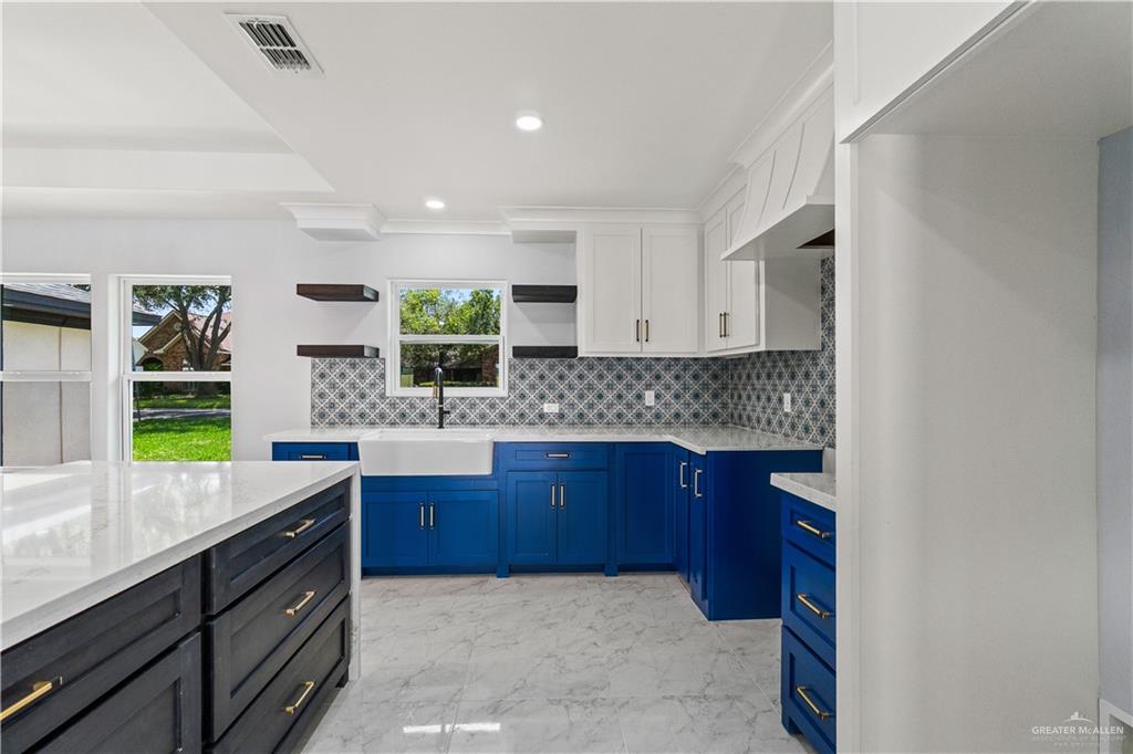Photo 6 of 113 Hibiscus Avenue