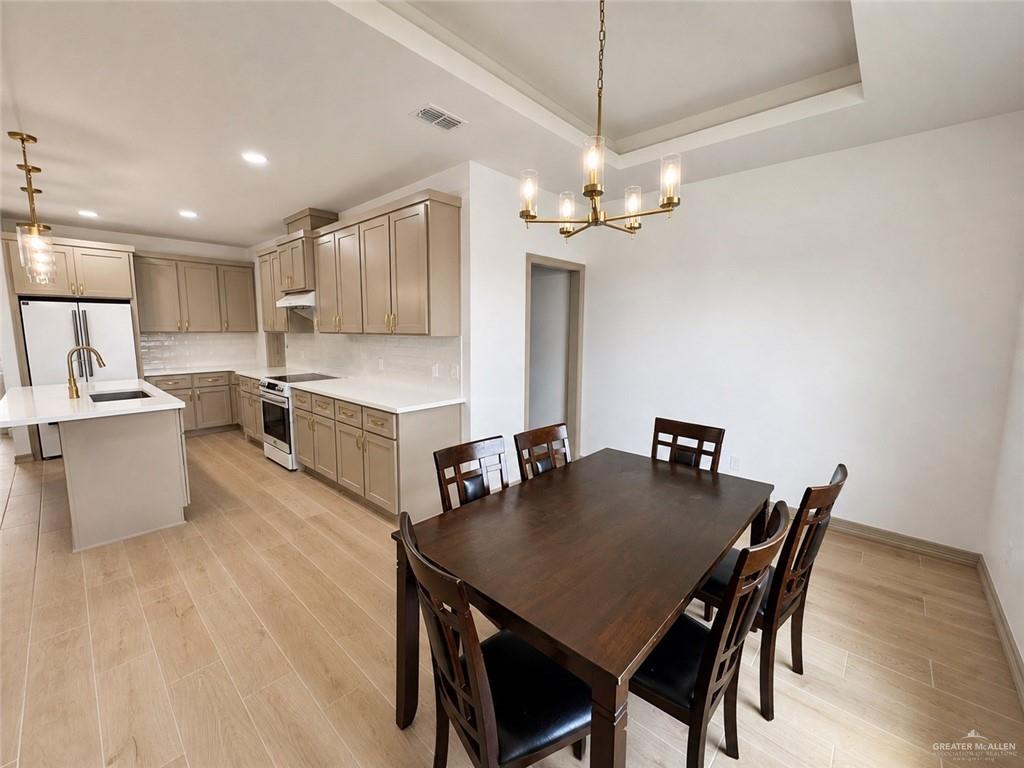 Photo 13 of 2509 Cartier Drive