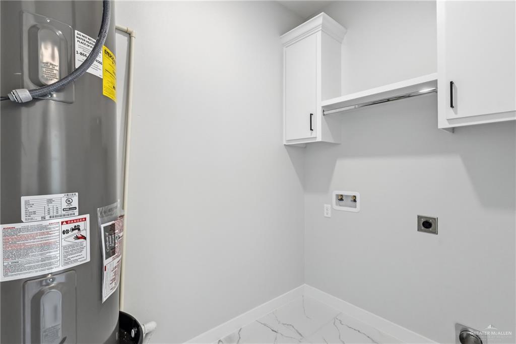 Photo 13 of 308 Valencia Drive