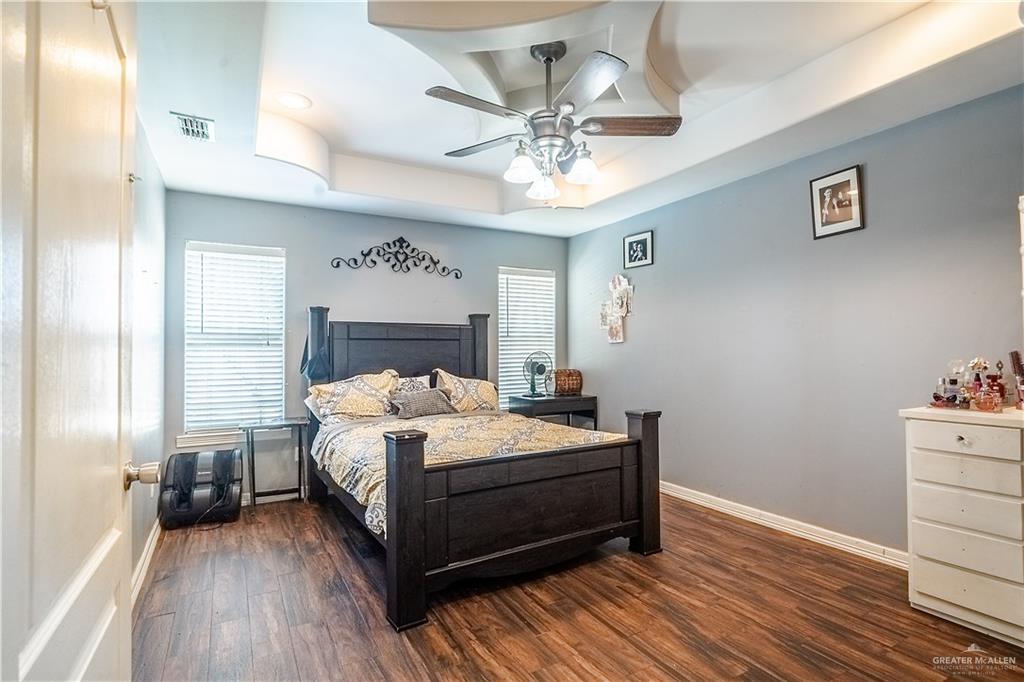 Photo 19 of 704 Oliverio Avenue