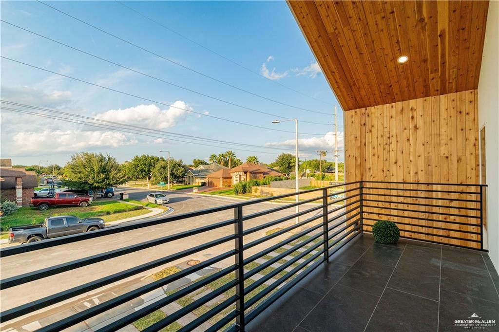 Photo 13 of 2613 Warbler Avenue