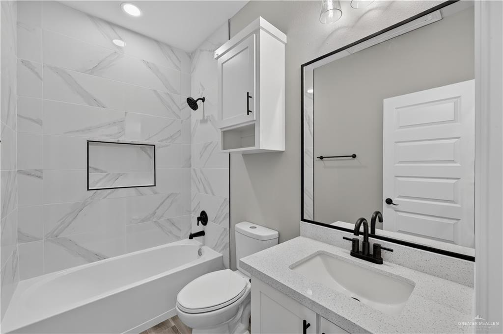 Photo 11 of 2801 Bald Cypress Avenue