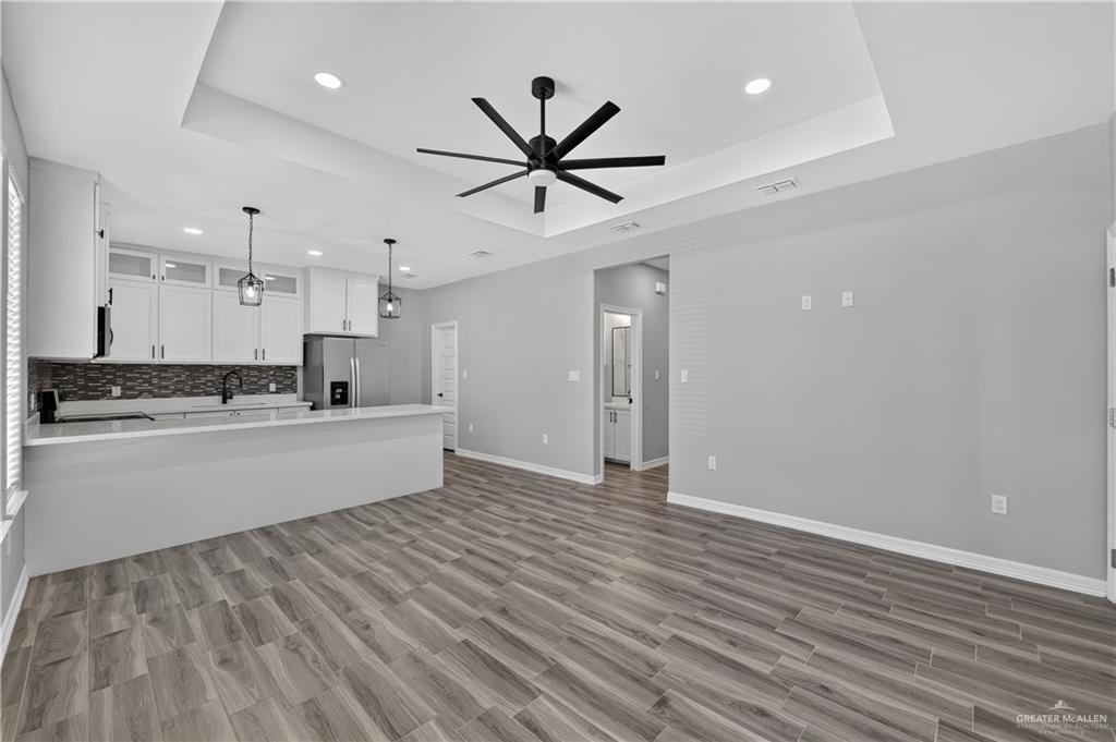 Photo 5 of 2801 Bald Cypress Avenue
