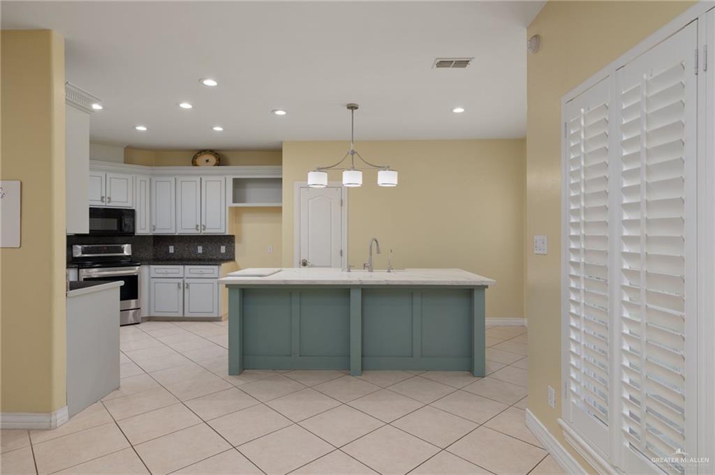Photo 8 of 2904 Melissa Rea Drive