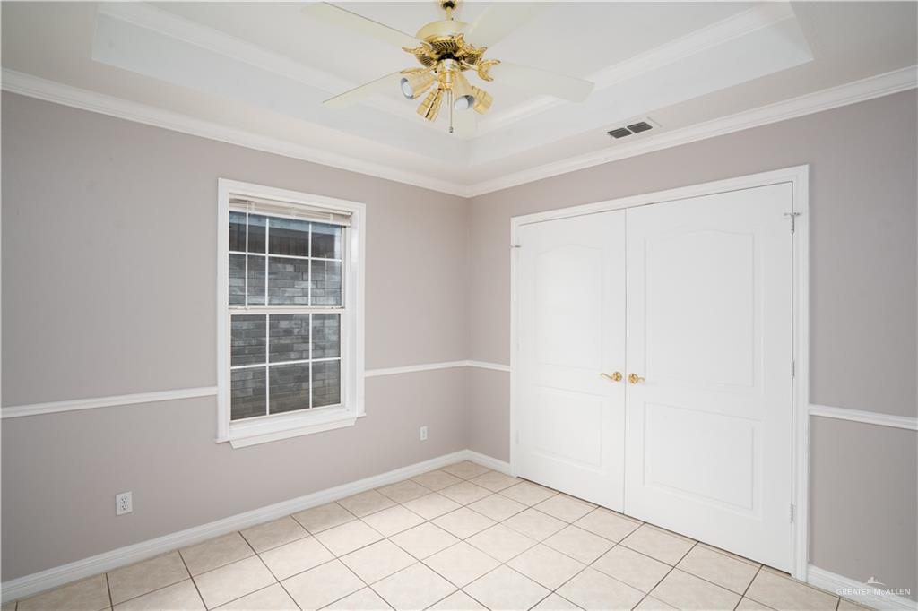 Photo 18 of 2802 Montgomery Drive