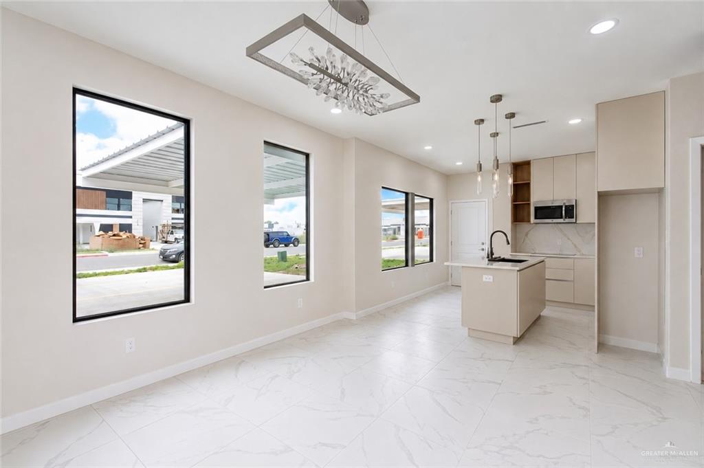 Photo 2 of 4309 Heron Avenue #4
