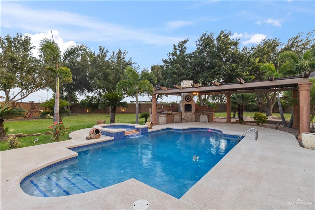 Photo 20 of 1508 Thornwood Drive