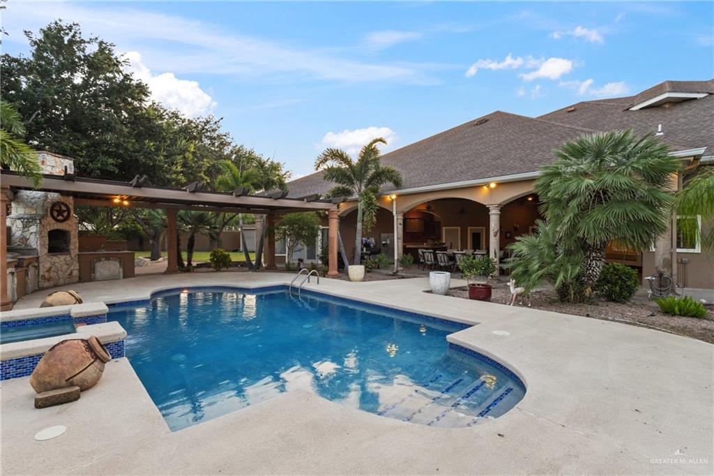 Photo 21 of 1508 Thornwood Drive