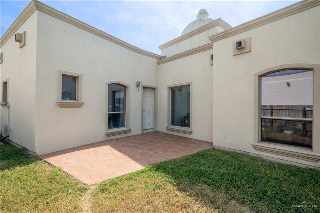 Photo 6 of 1104 Frio Street