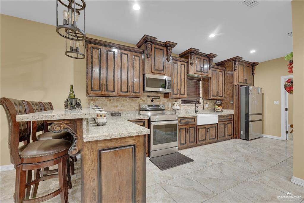 Photo 8 of 1116 Prado Drive