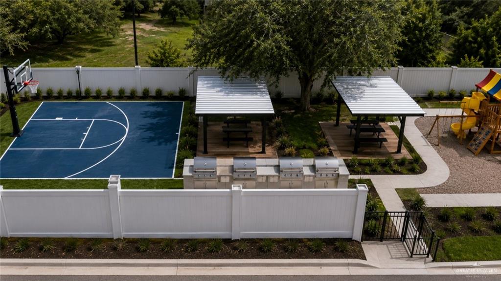 Photo 12 of 4309 Heron Avenue #3