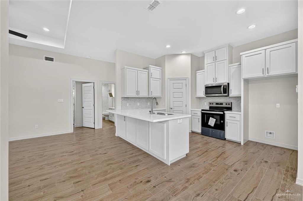 Photo 6 of 3409 Marbury Street