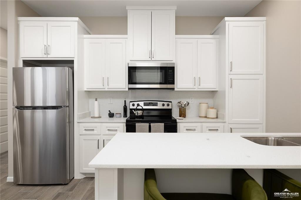 Photo 6 of 2704 Harrison Avenue #1