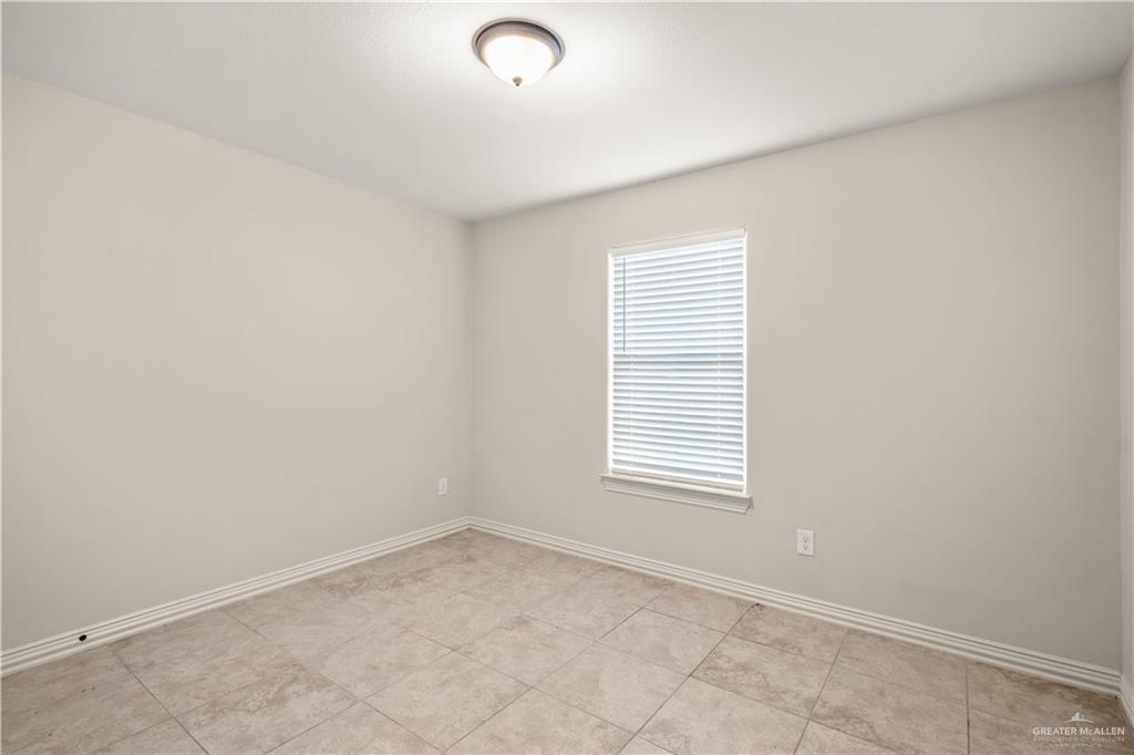 Photo 13 of 2111 26th Street