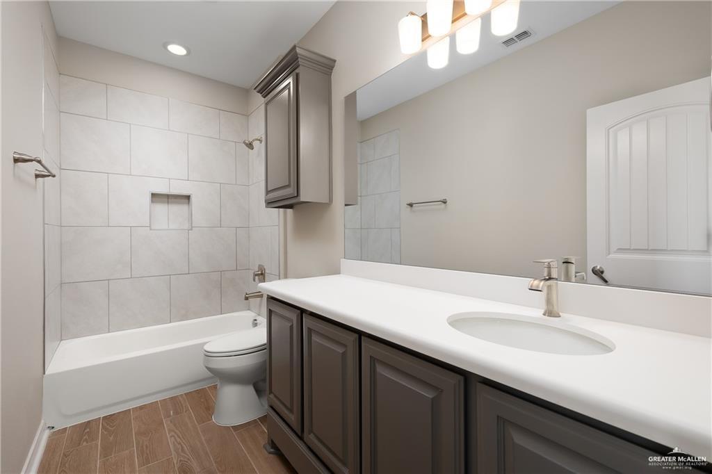 Photo 5 of 2113 Tanager Lane