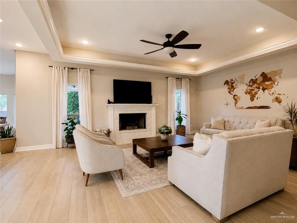 Photo 4 of 1703 Stonegate Drive