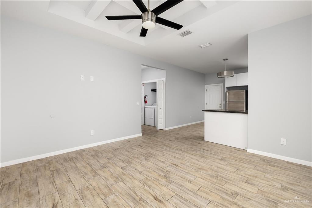 Photo 5 of 3707 Valeria Street #3