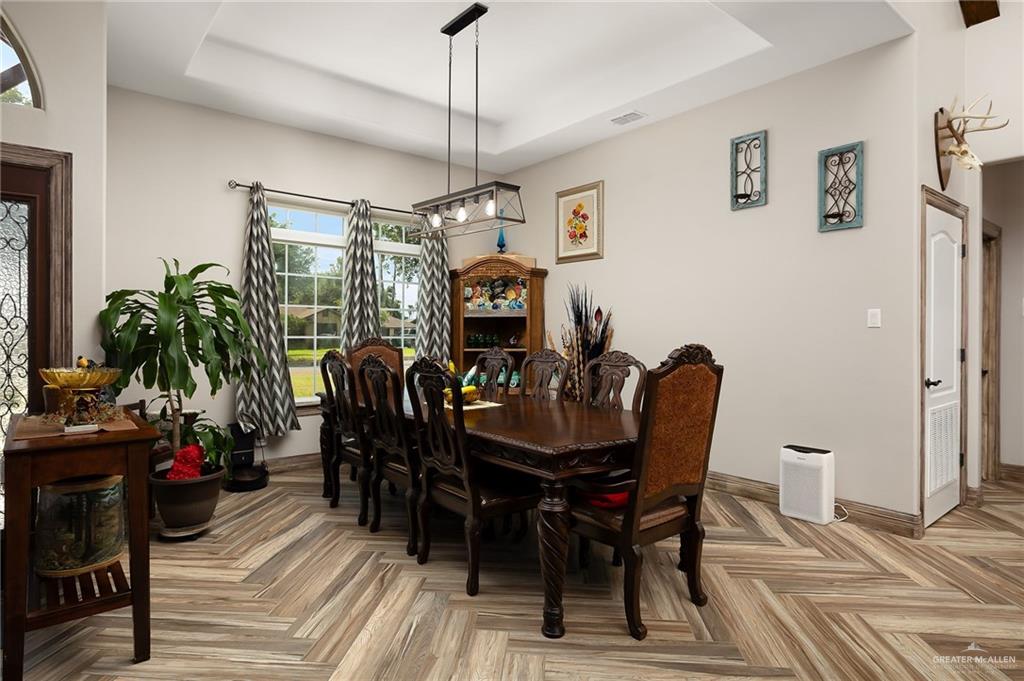 Photo 5 of 1704 Doherty Avenue