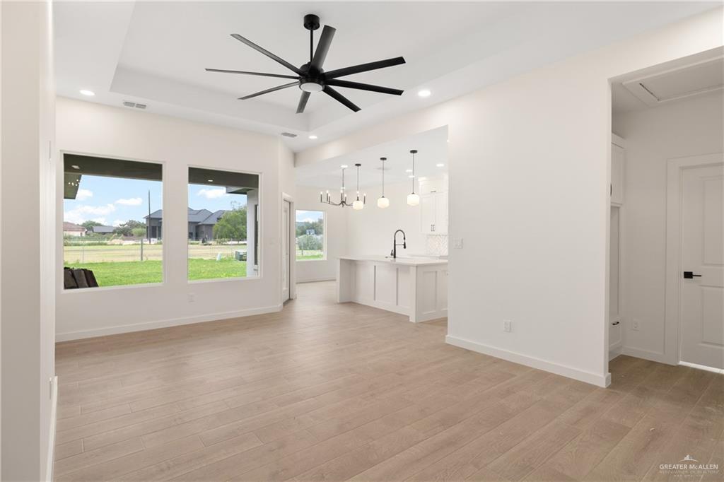 Photo 4 of 2809 Alyna Avenue