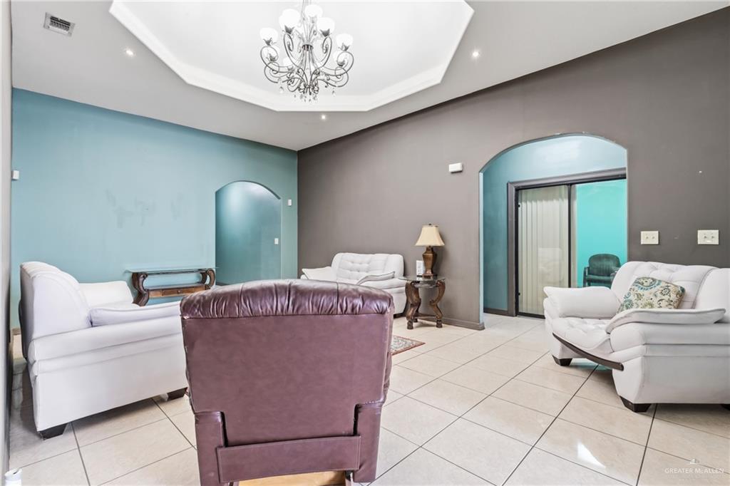 Photo 4 of 4800 Quale Drive