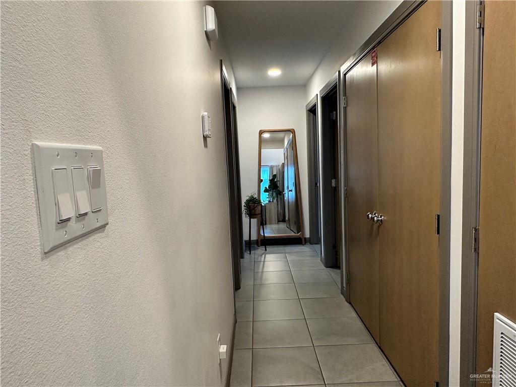 Photo 9 of 1308 Iris Avenue #3