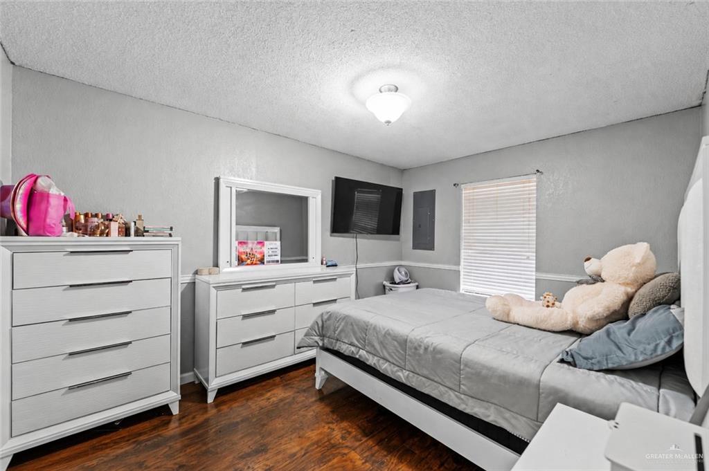 Photo 9 of 603 Tulipan Street