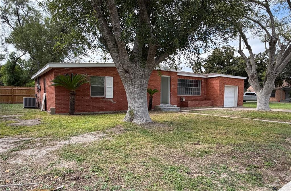 Single Family home at 324 Sam Houston Boulevard, Pharr, Texas