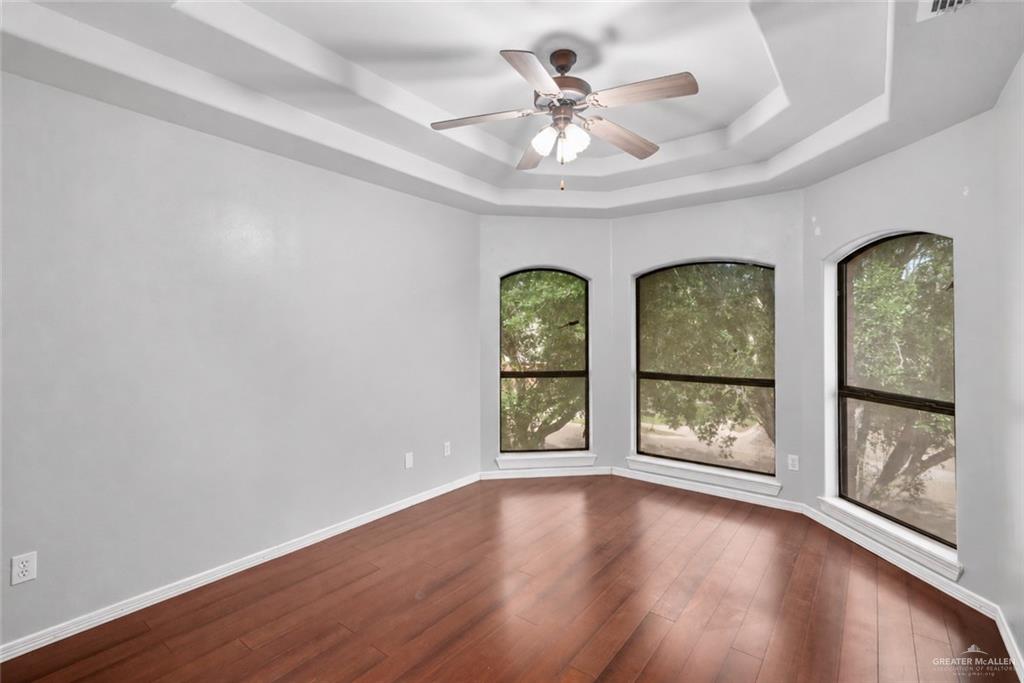 Photo 33 of 1509 Maltese Street