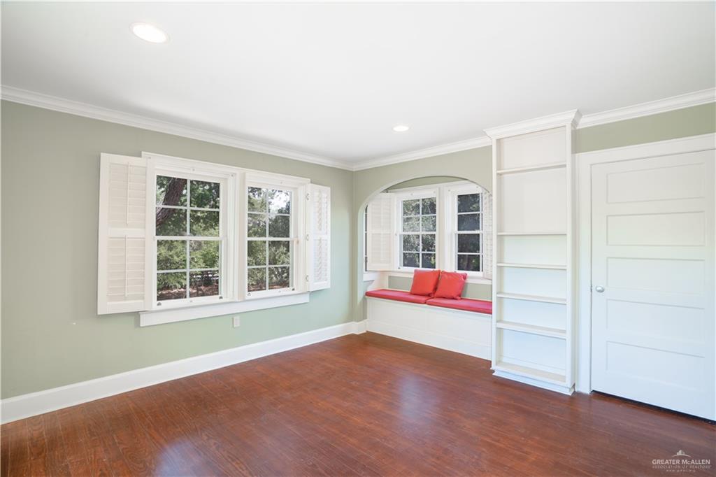 Photo 20 of 1131 6th Street