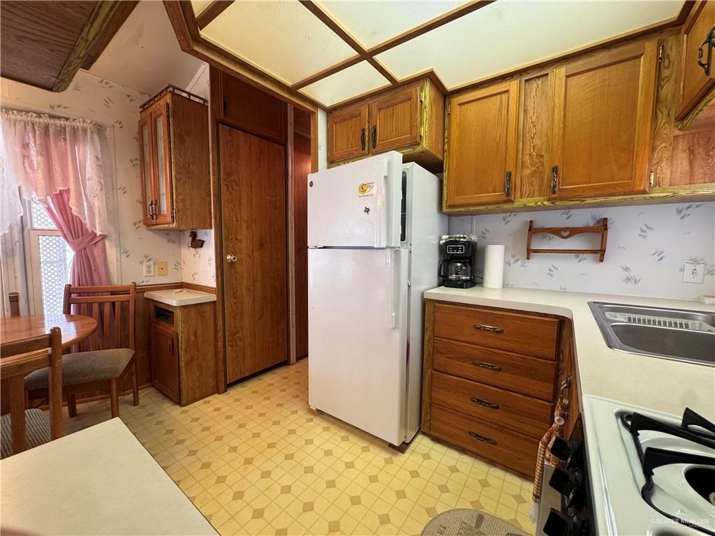 Photo 5 of 1433 Daytona Drive