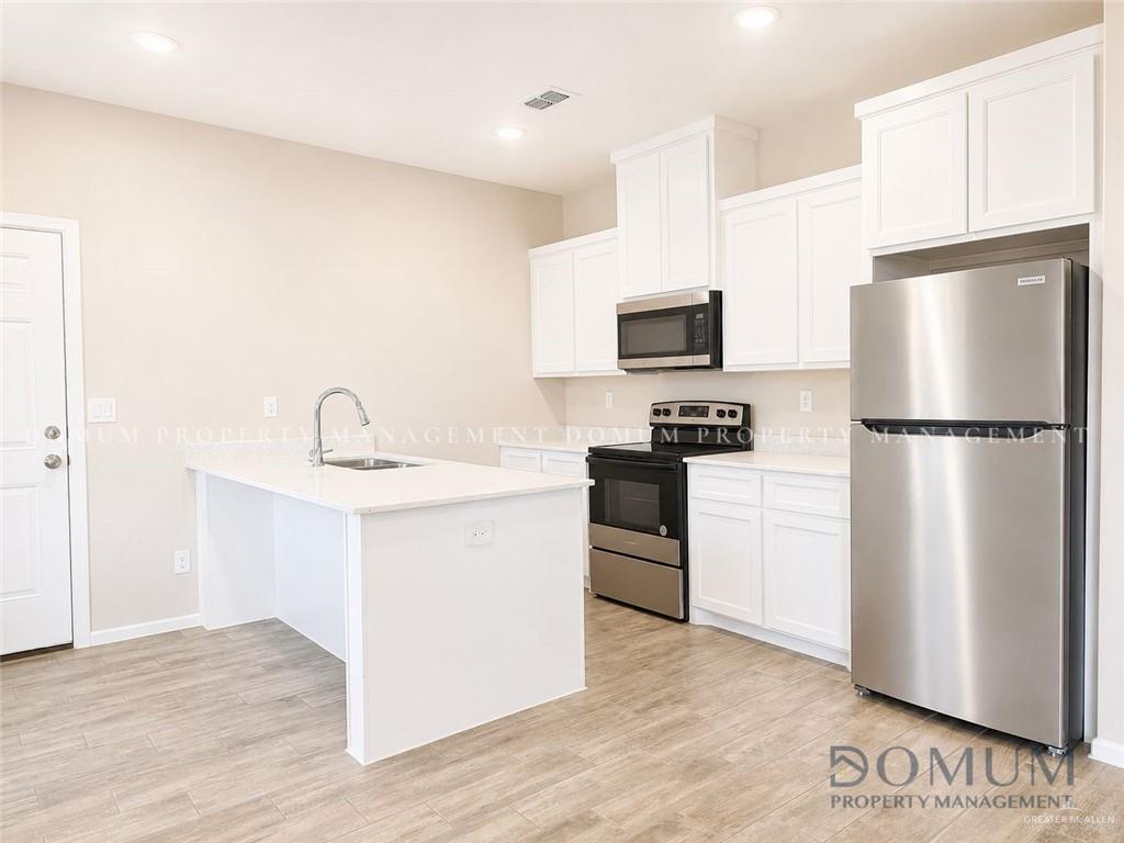 Photo 7 of 3302 Wolf Creek Avenue #3