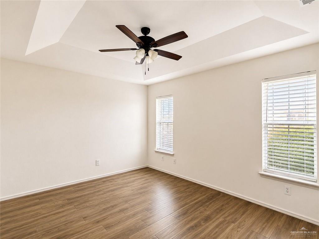 Photo 9 of 918 Stonehaven Boulevard