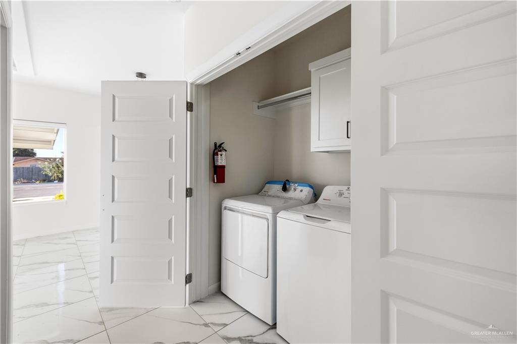 Photo 9 of 1324 Abesam Avenue #3