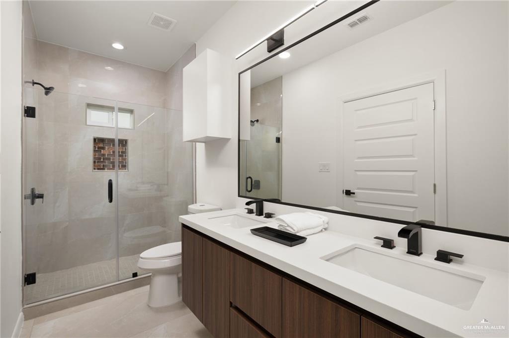 Photo 10 of 5700 Providence Avenue