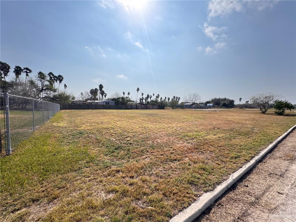 Photo 8 of 10908 Cantu Drive