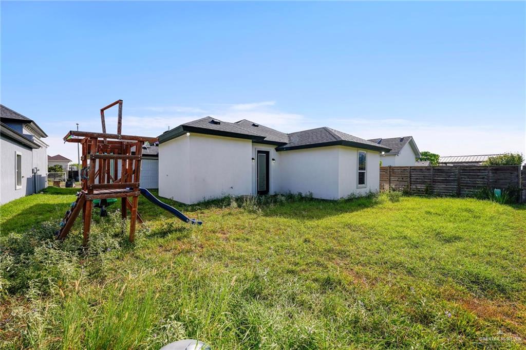 Photo 13 of 1605 Zenith Drive