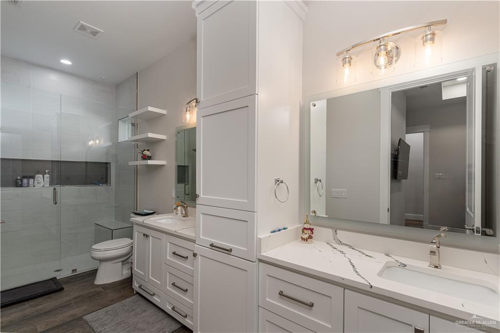 Photo 12 of 321 Cornell Avenue