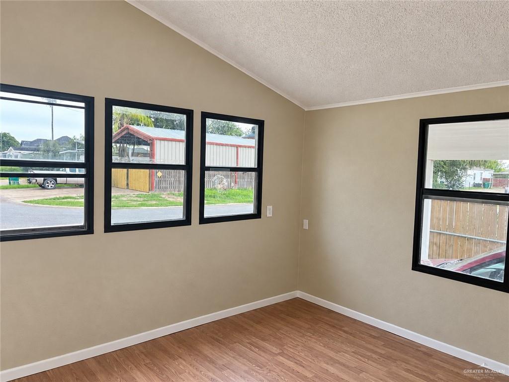 Photo 6 of 2812 Scarlet Court