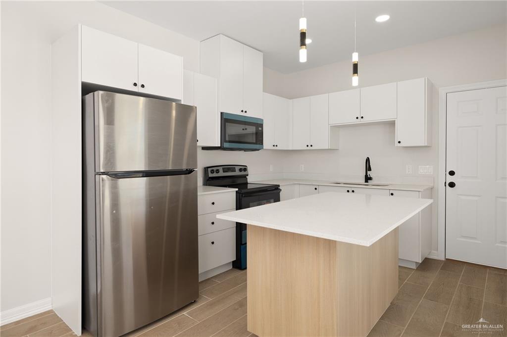 Photo 7 of 1212 Aryana Avenue #4