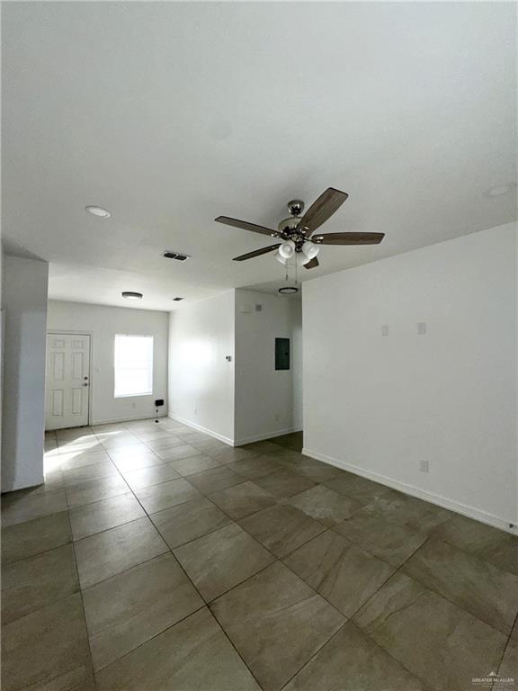 Photo 3 of 441 Acacia Avenue #2