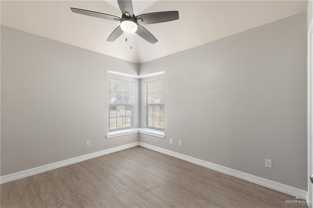 Photo 15 of 4605 Hackberry Avenue