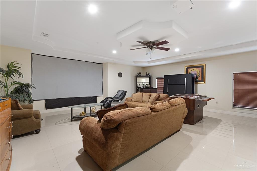Photo 15 of 706 Chelsea Drive