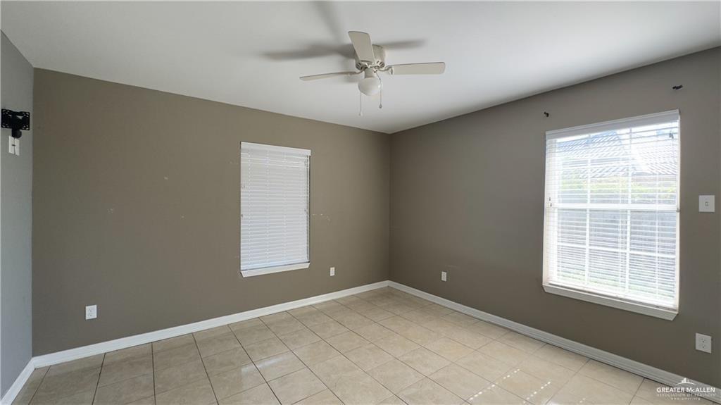 Photo 12 of 113 Greenlawn Drive