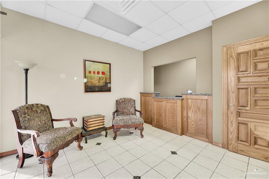 Photo 2 of 814 Del Oro Lane